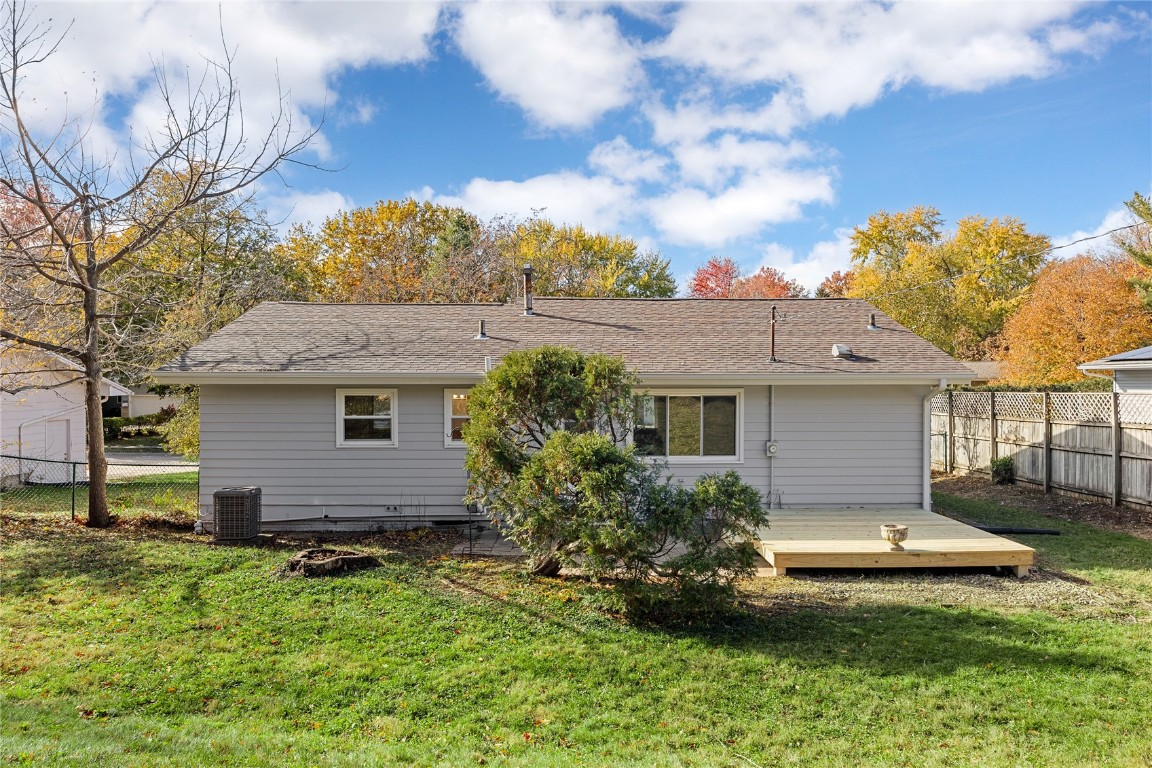 1006 Wylde Green Road Iowa City IA 52246