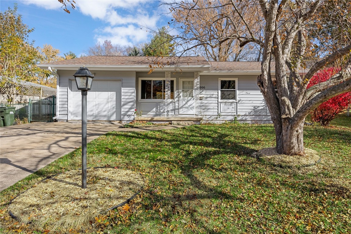 1006 Wylde Green Road Iowa City IA 52246