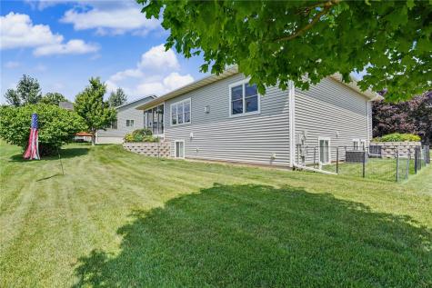216 Cookson Drive West Branch IA 52358