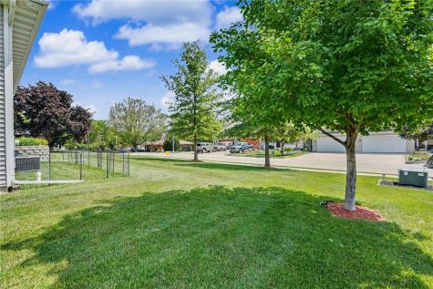 216 Cookson Drive West Branch IA 52358