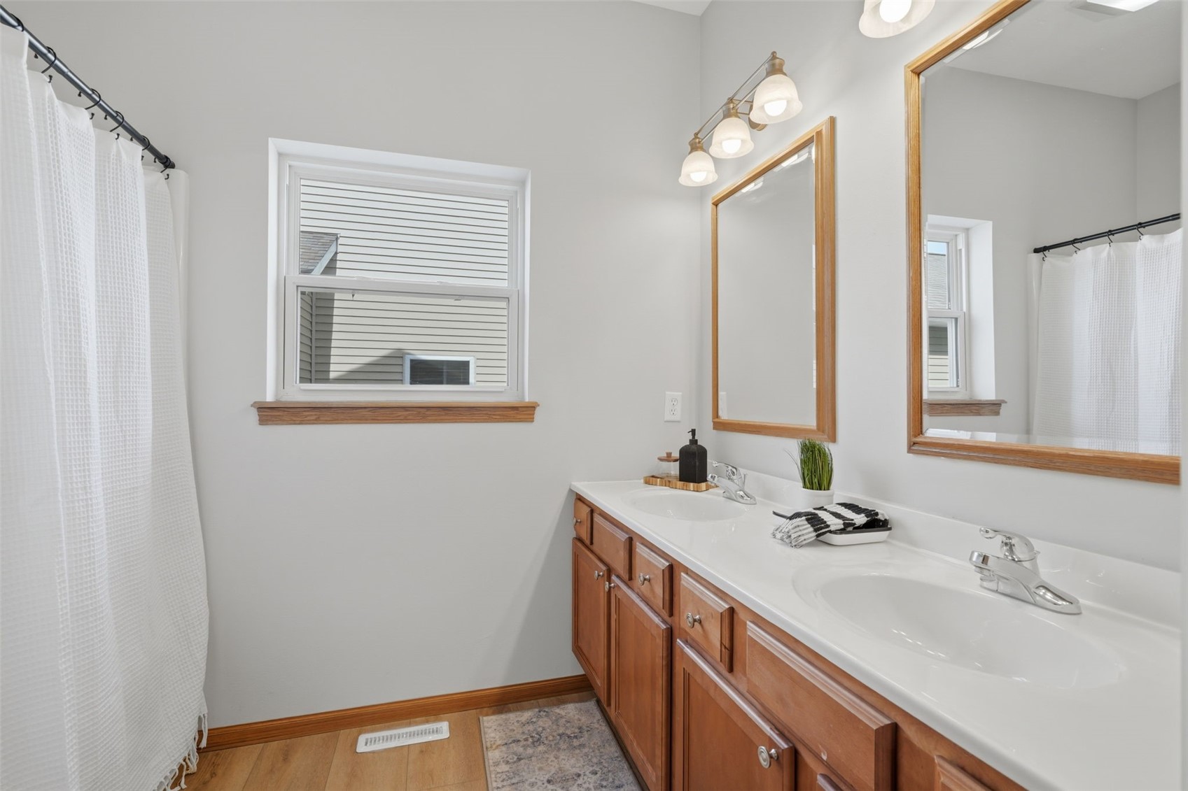 1623 Wolf Drive NW Cedar Rapids IA 52405