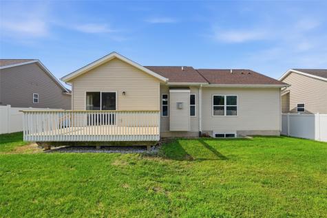 1623 Wolf Drive NW Cedar Rapids IA 52405
