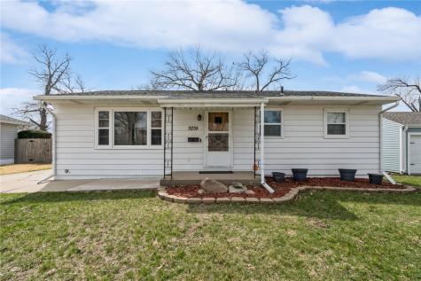 3235 Dairydale Court SE Cedar Rapids IA 52403