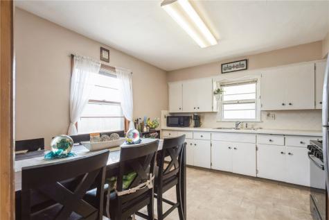 3235 Dairydale Court SE Cedar Rapids IA 52403