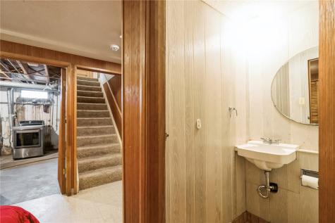 3235 Dairydale Court SE Cedar Rapids IA 52403