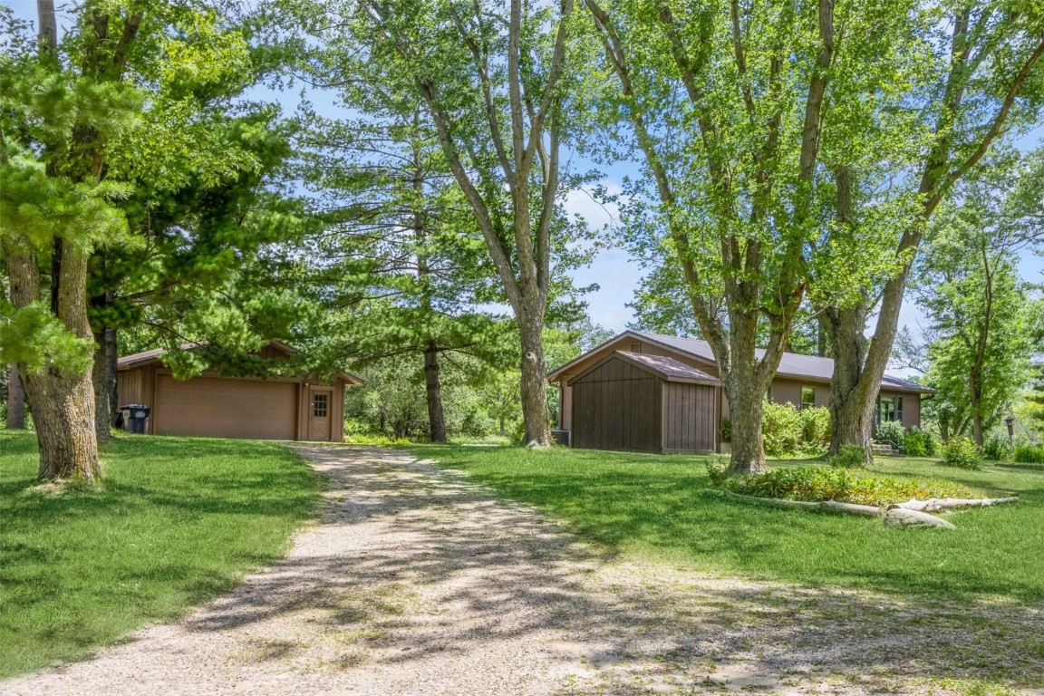 6203 42nd Street NE Cedar Rapids IA 52411