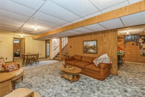 6203 42nd Street NE Cedar Rapids IA 52411