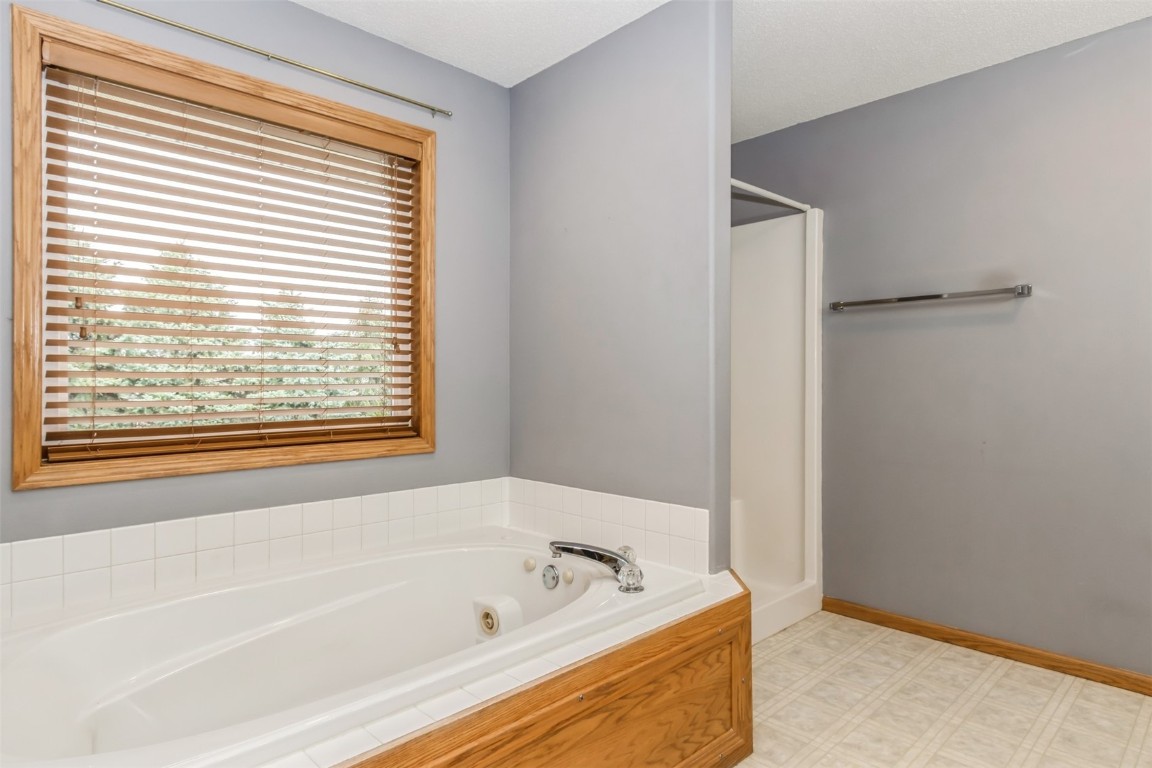 7221 Prairie Hawk Drive SW Cedar Rapids IA 52404