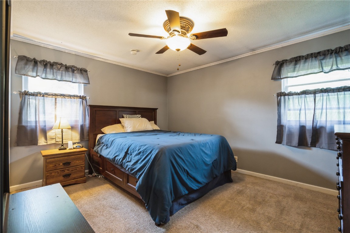 140 Brentwood Drive NE Cedar Rapids IA 52402
