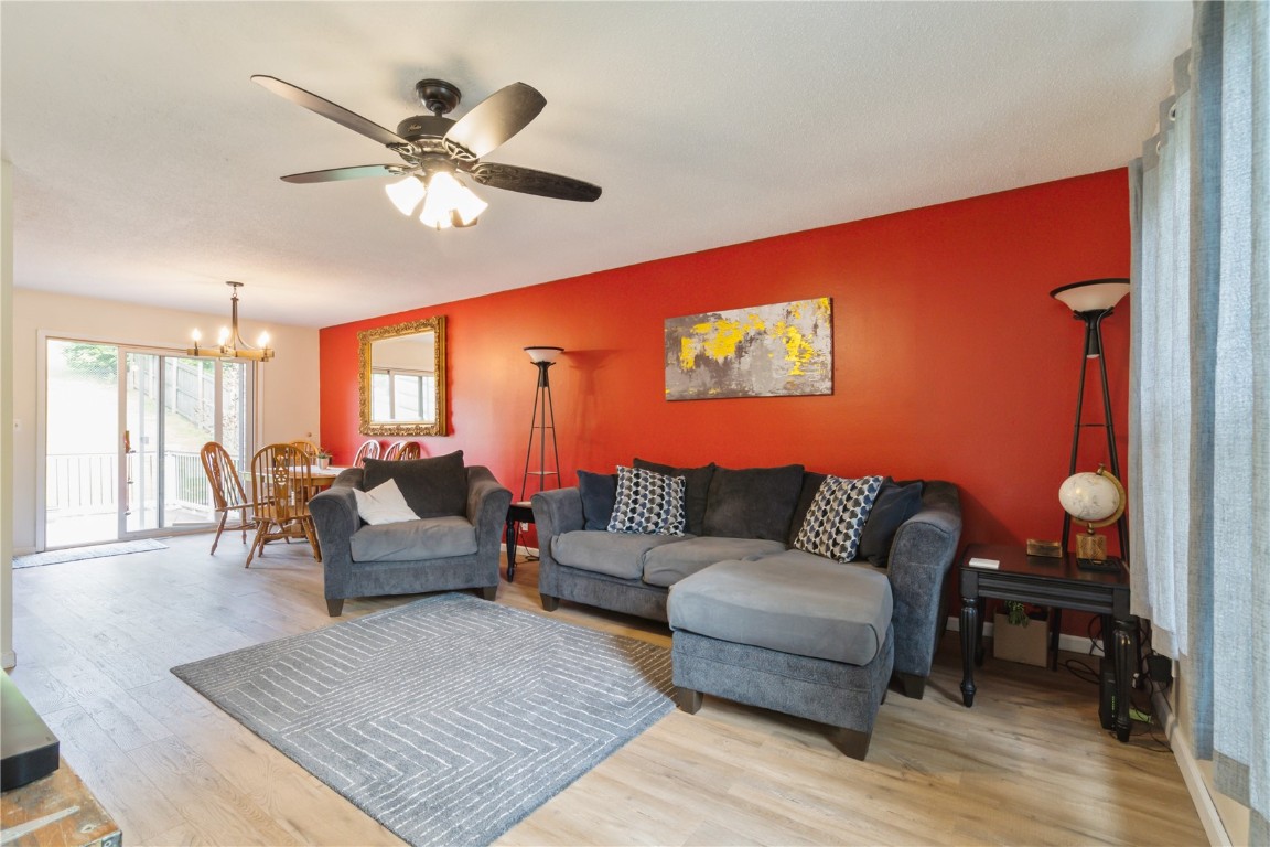 140 Brentwood Drive NE Cedar Rapids IA 52402