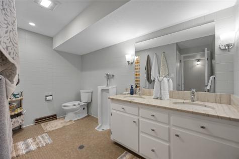 4349 Eaglemere Court SE Cedar Rapids IA 52403