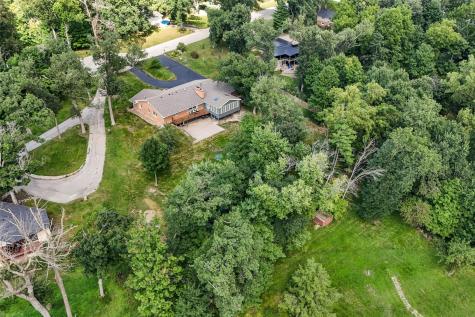 4349 Eaglemere Court SE Cedar Rapids IA 52403