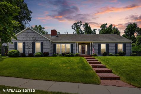 3639 Random Road SE Cedar Rapids IA 52403