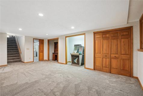 3639 Random Road SE Cedar Rapids IA 52403