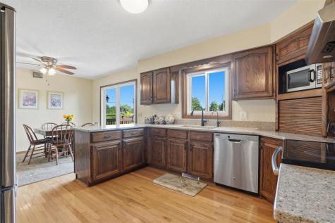 3112 24th Avenue Marion IA 52302