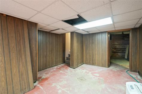 517 Knollwood Drive SE Cedar Rapids IA 52403
