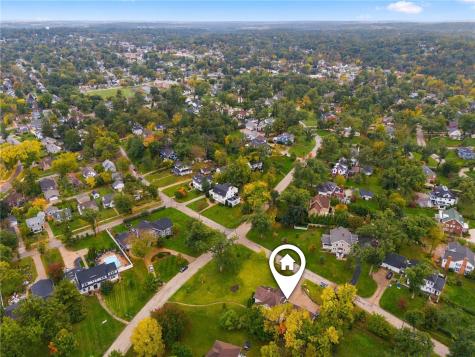 517 Knollwood Drive SE Cedar Rapids IA 52403