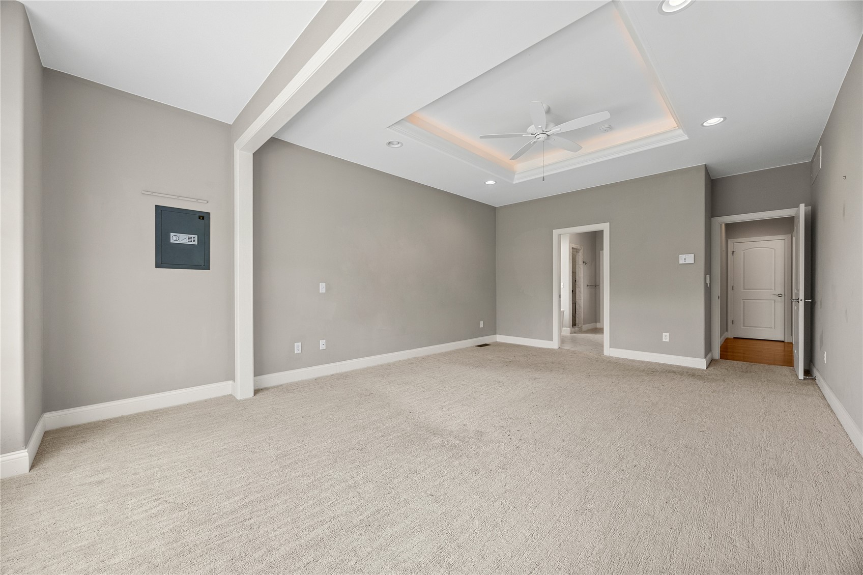 713 Sherwood Drive Iowa City IA 52245