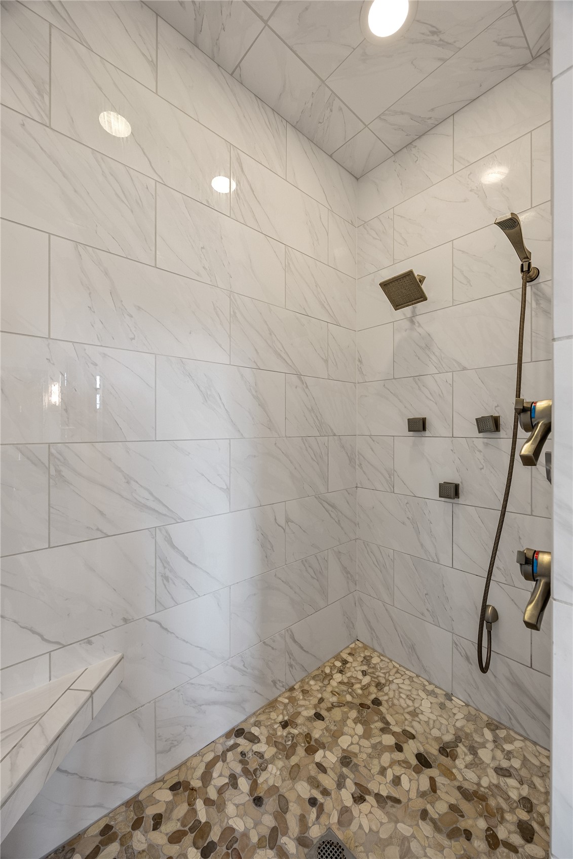 713 Sherwood Drive Iowa City IA 52245