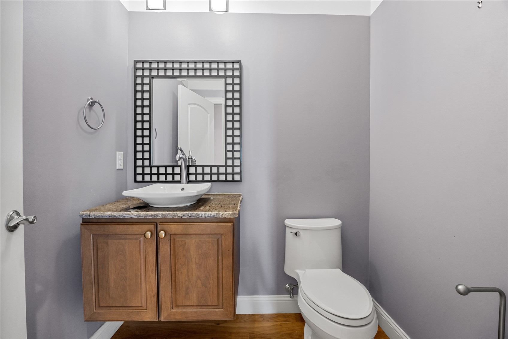 713 Sherwood Drive Iowa City IA 52245