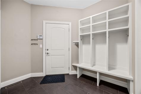713 Sherwood Drive Iowa City IA 52245