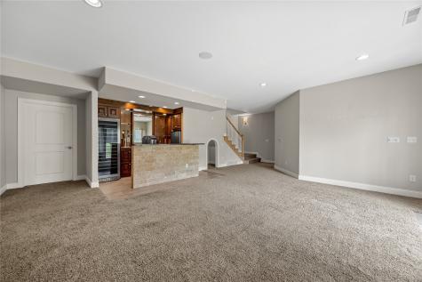 713 Sherwood Drive Iowa City IA 52245