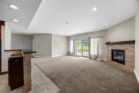 713 Sherwood Drive Iowa City IA 52245