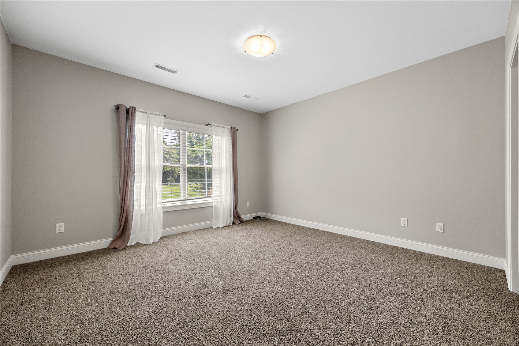 713 Sherwood Drive Iowa City IA 52245