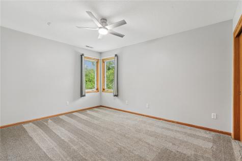 1013 Chesterfield Road Cedar Rapids IA 52402