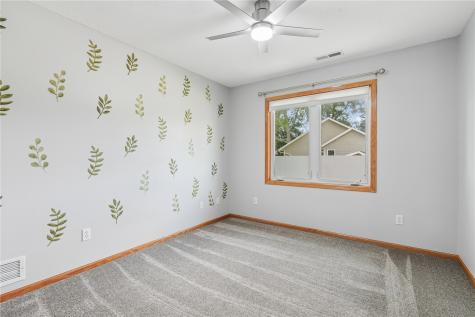1013 Chesterfield Road Cedar Rapids IA 52402