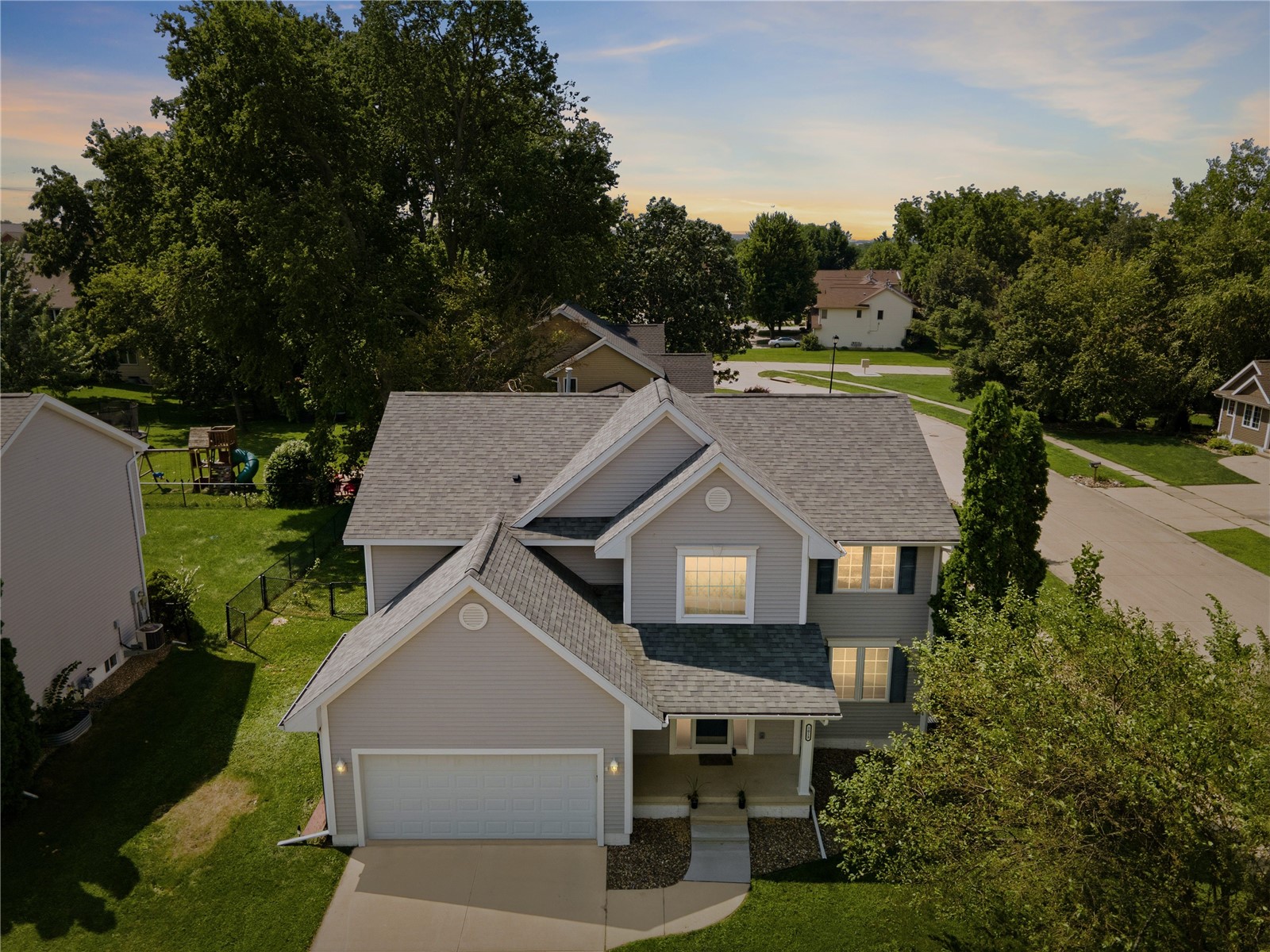1013 Chesterfield Road Cedar Rapids IA 52402