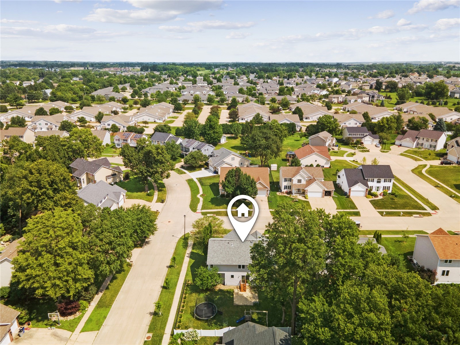 1013 Chesterfield Road Cedar Rapids IA 52402