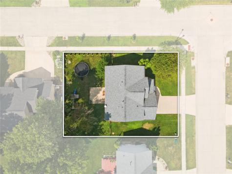 1013 Chesterfield Road Cedar Rapids IA 52402