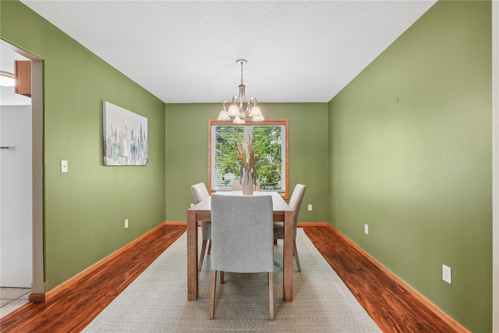1013 Chesterfield Road Cedar Rapids IA 52402