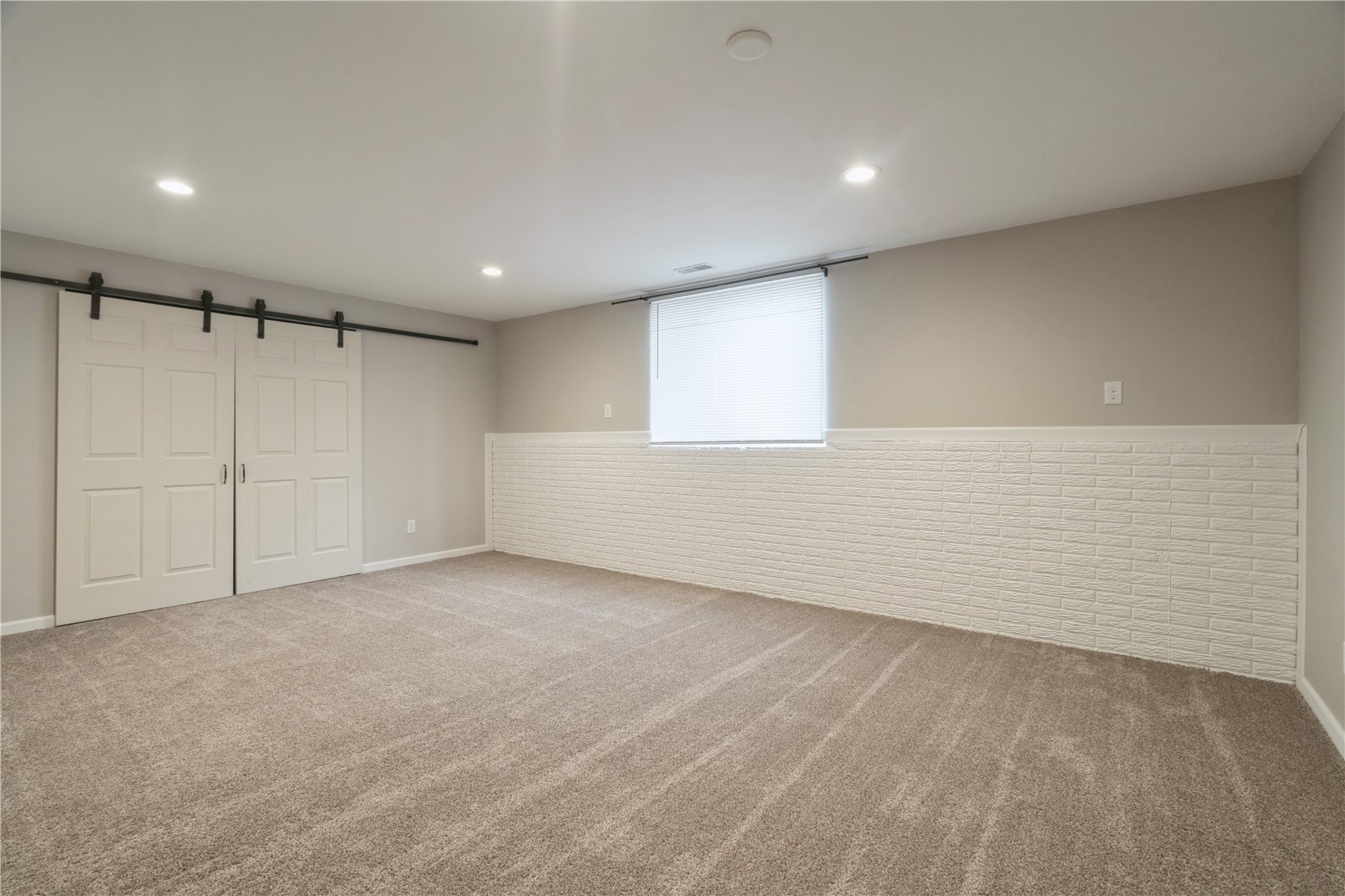 2250 Hillview Drive Marion IA 52302