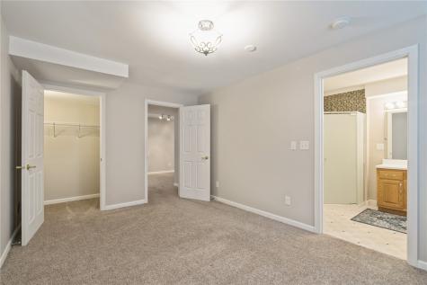 2250 Hillview Drive Marion IA 52302