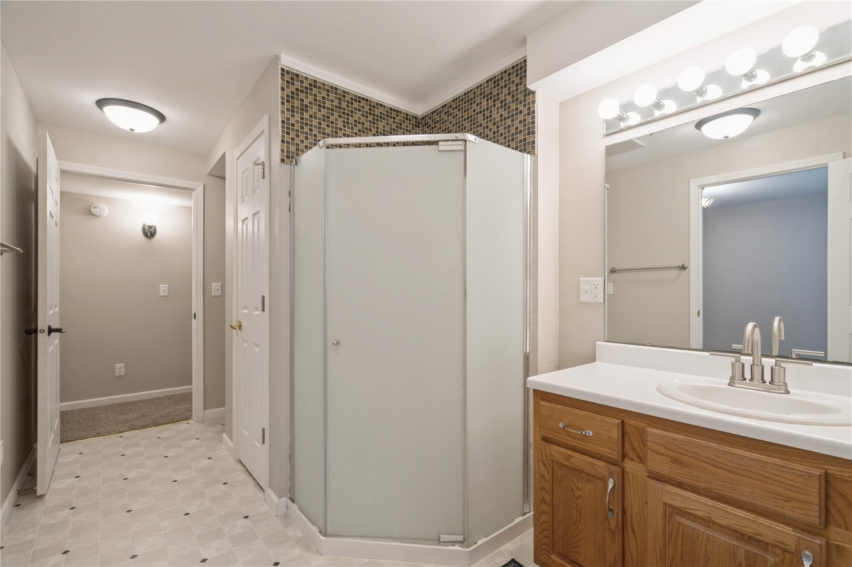 2250 Hillview Drive Marion IA 52302