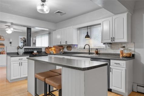 3541 Todd Hills Road Cedar Rapids IA 52411