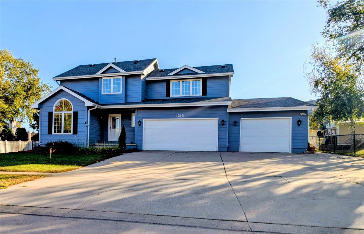1215 Prairieview Drive NE Cedar Rapids IA 52402