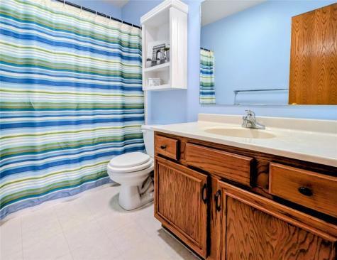 1215 Prairieview Drive NE Cedar Rapids IA 52402
