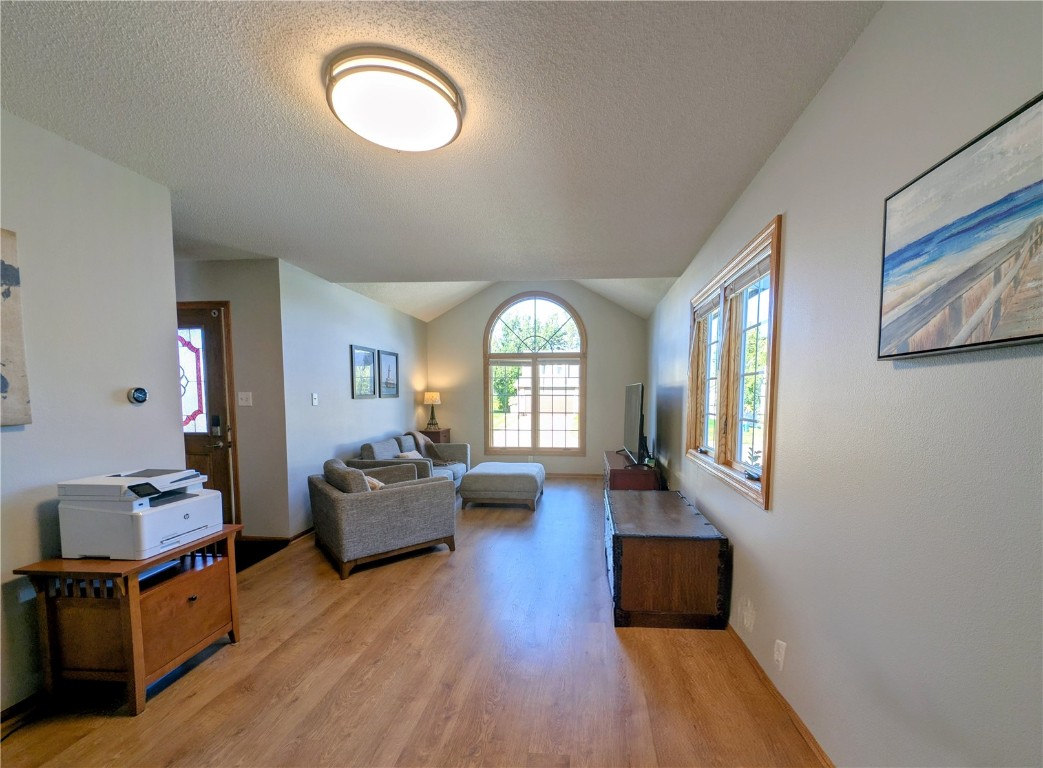 1215 Prairieview Drive NE Cedar Rapids IA 52402