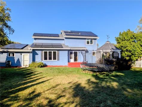 1215 Prairieview Drive NE Cedar Rapids IA 52402