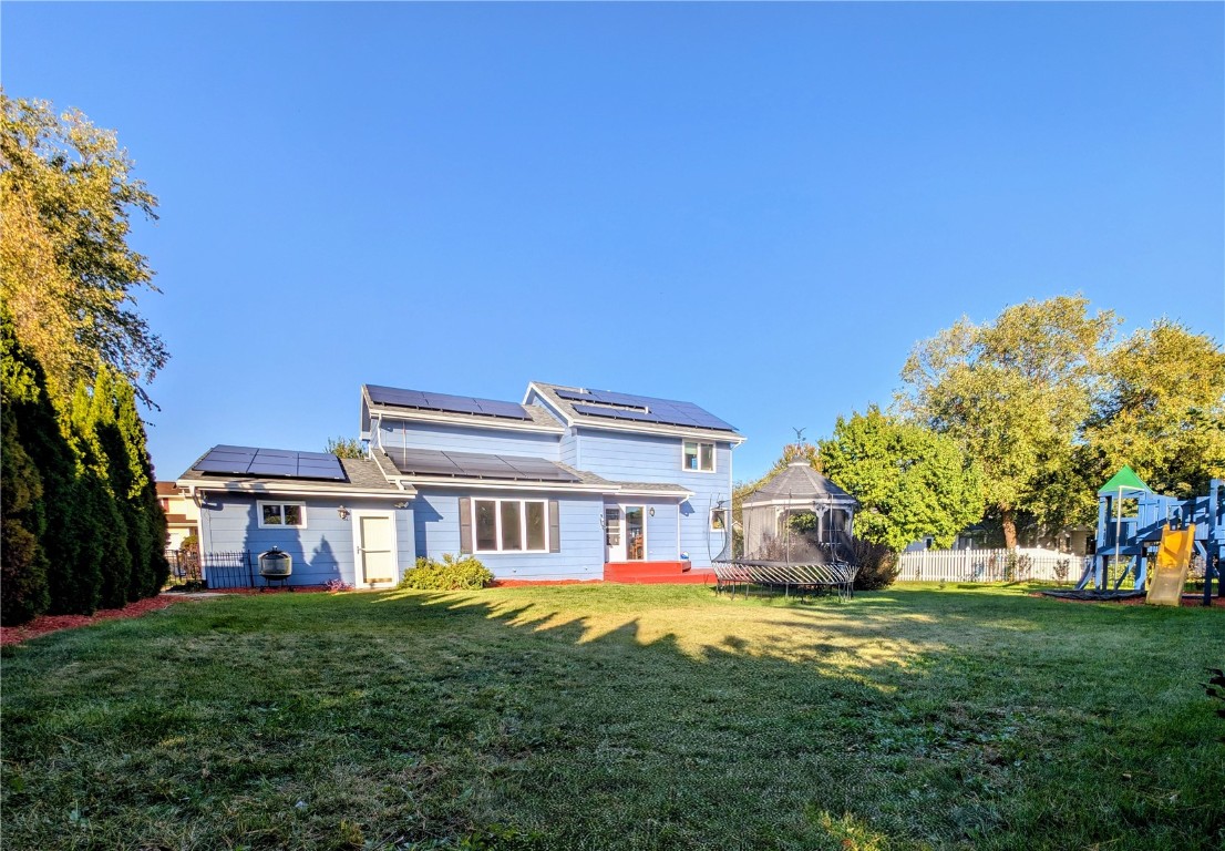 1215 Prairieview Drive NE Cedar Rapids IA 52402