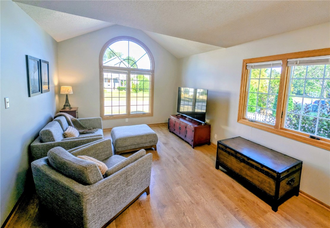 1215 Prairieview Drive NE Cedar Rapids IA 52402