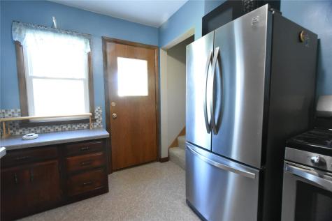 3137 Emerald Avenue SE Cedar Rapids IA 52403