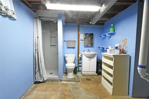 3137 Emerald Avenue SE Cedar Rapids IA 52403