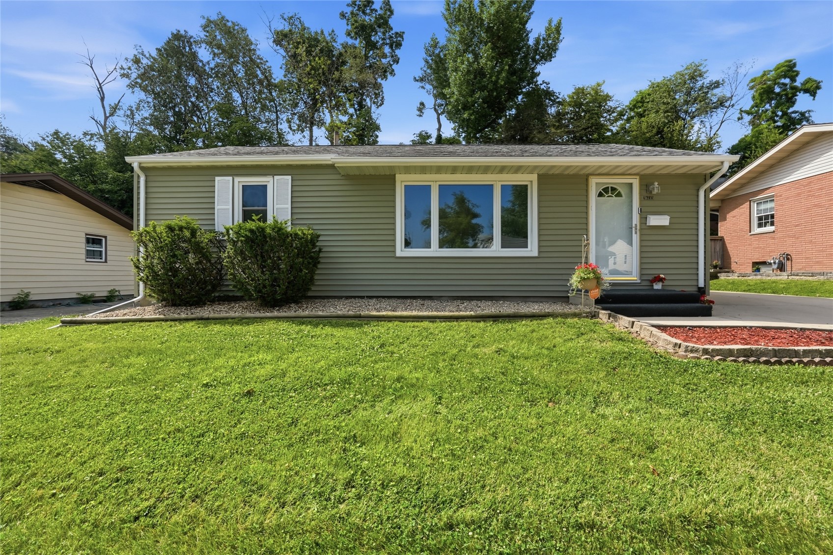 3633 Bel Air Drive SE Cedar Rapids IA 52403