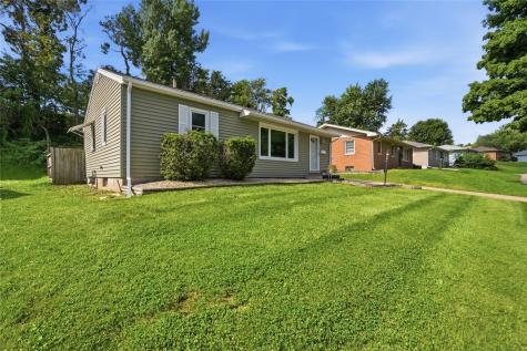 3633 Bel Air Drive SE Cedar Rapids IA 52403