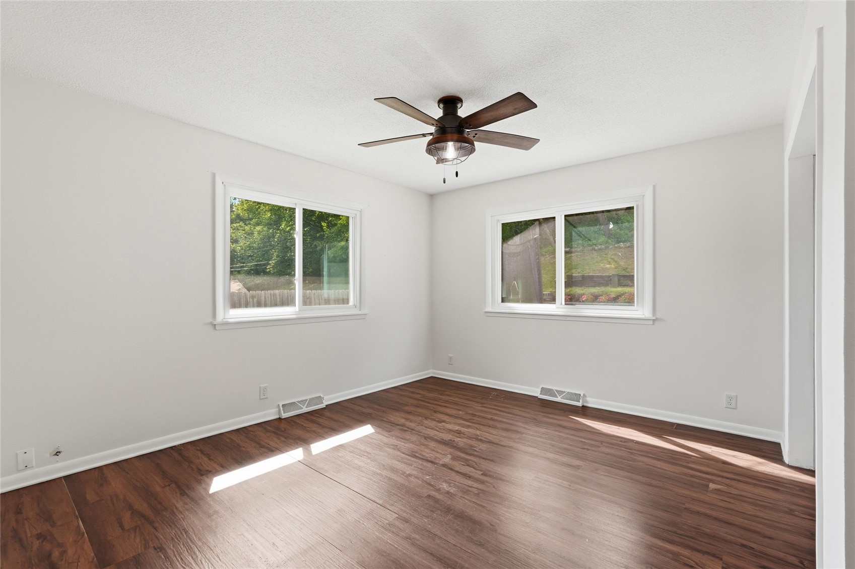 3633 Bel Air Drive SE Cedar Rapids IA 52403