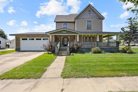 200 Locust Street SW Blairstown IA 52209
